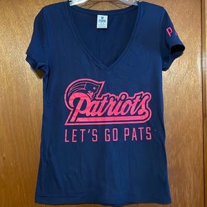 VS pink brand patriots v neck t-shirt.